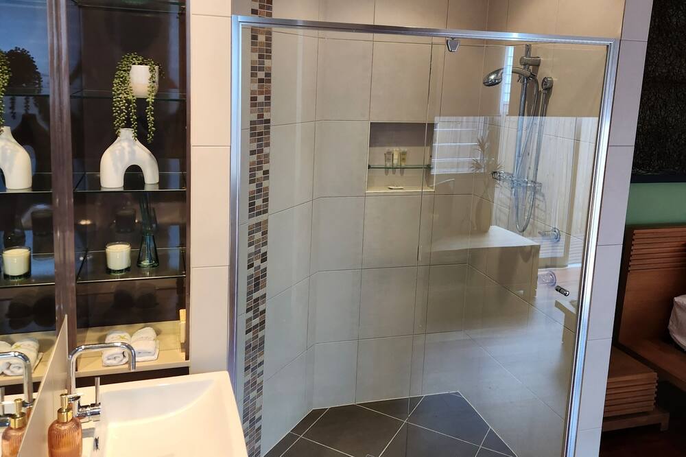 Photo of Bathroom in Gold Coast