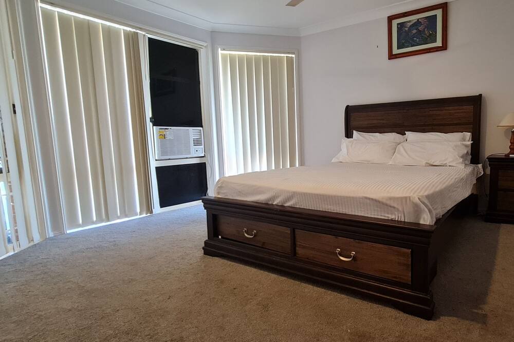 Photo of Bedroom in River Heads