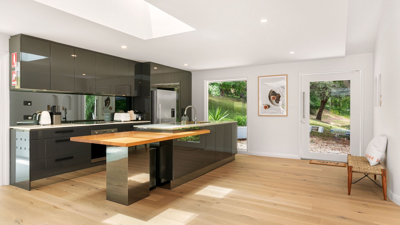 Photo of Kitchen in Macmasters Beach
