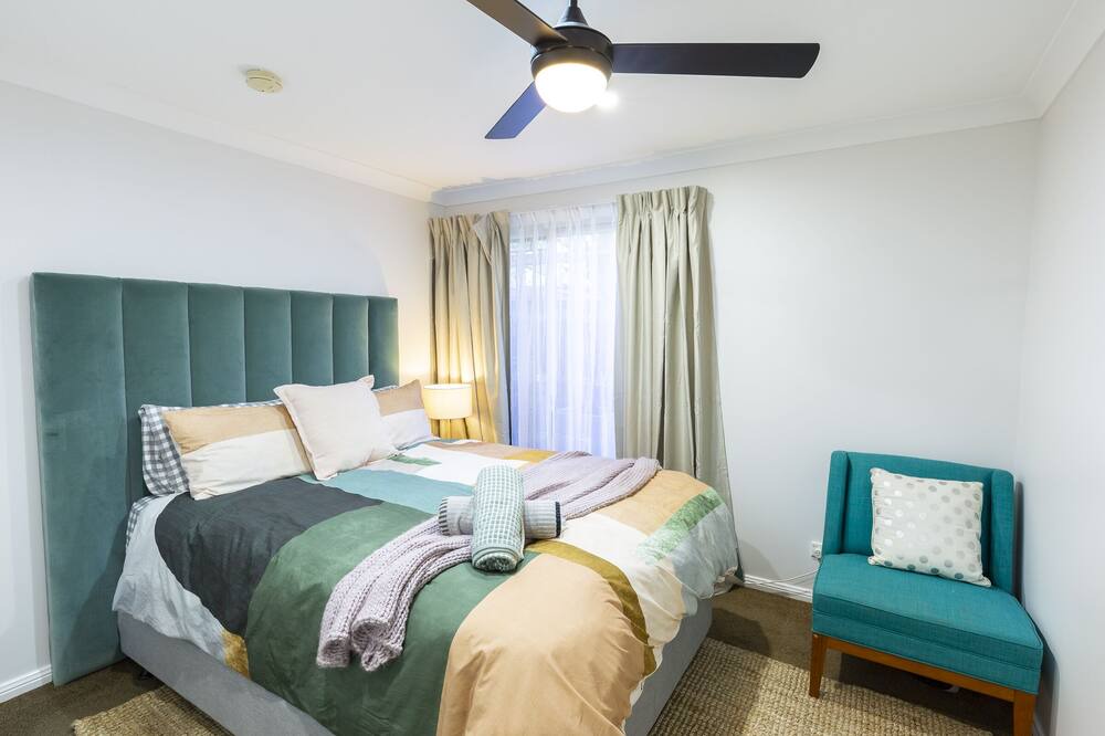 Photo of Bedroom in Regentville