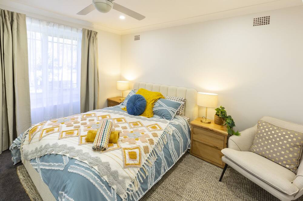 Photo of Bedroom in Regentville