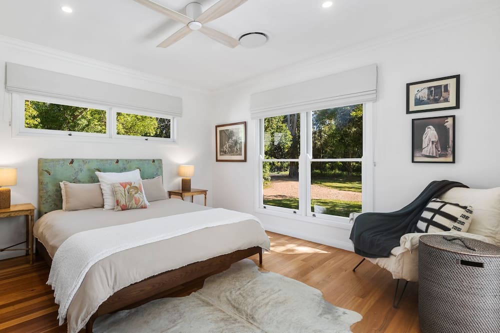 Photo of Bedroom in Eerwah Vale