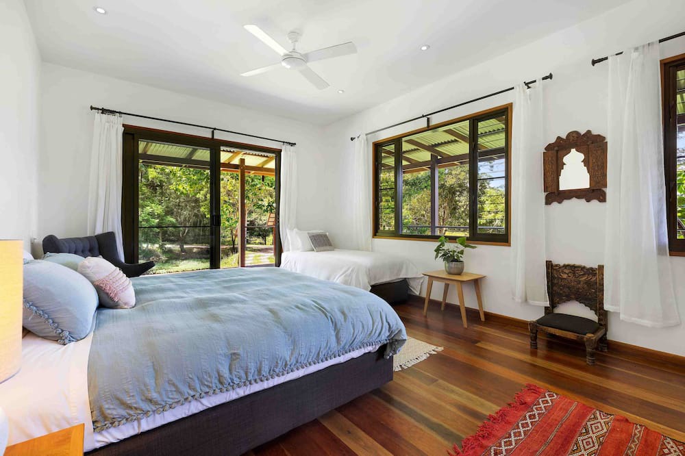 Photo of Bedroom in Main Arm
