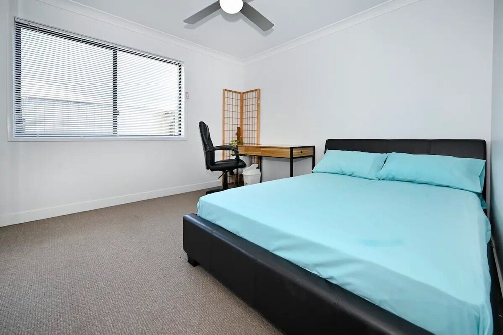 Photo of Bedroom in Sippy Downs