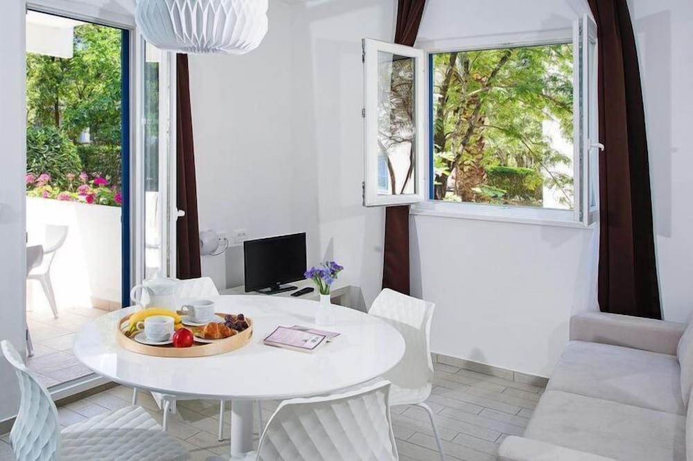Photo of Livingroom in Cove Tri Zala (Zrnovo)