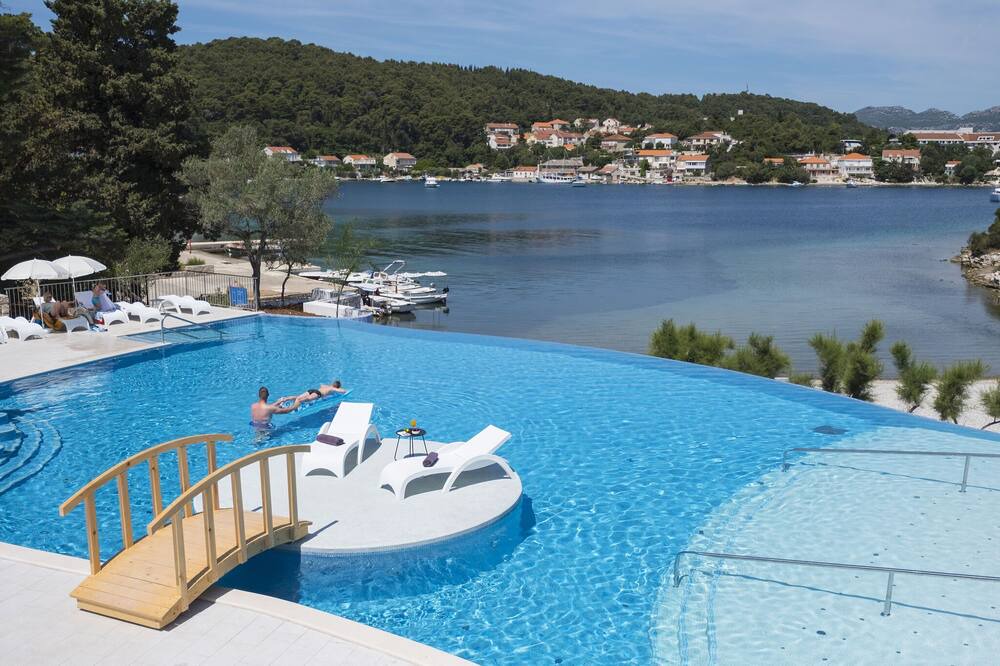 Photo of Outdoor in Cove Tri Zala (Zrnovo)