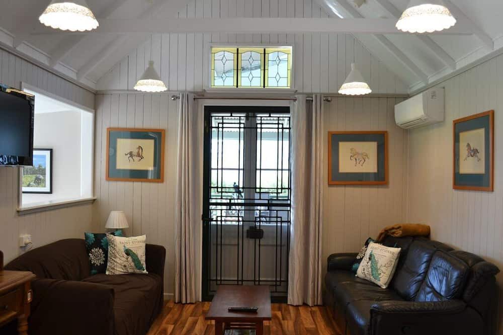 Photo of Livingroom in Warwick
