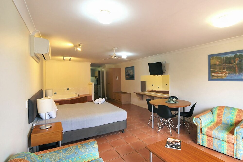 Photo of Bedroom in Coral Cove