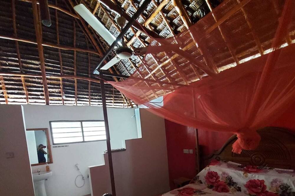 Photo of Bedroom in Michamvi