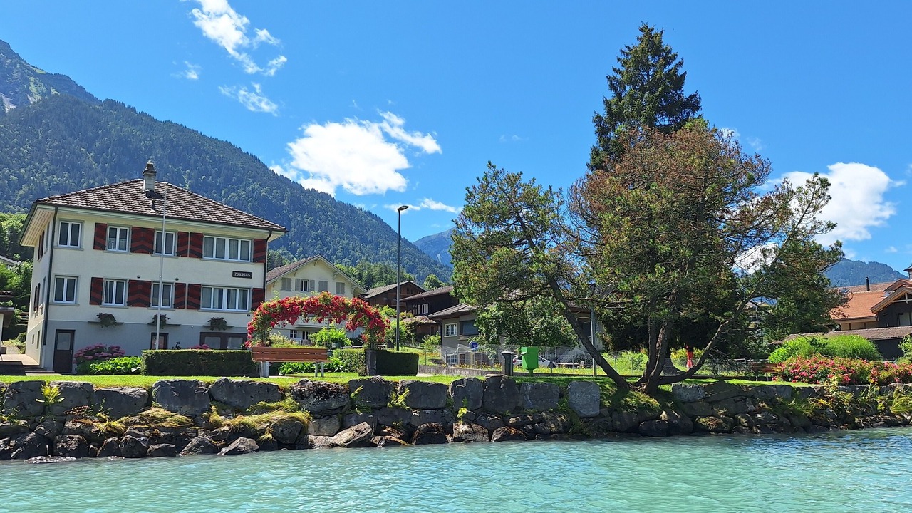 Photo of Outdoor in Boenigen
