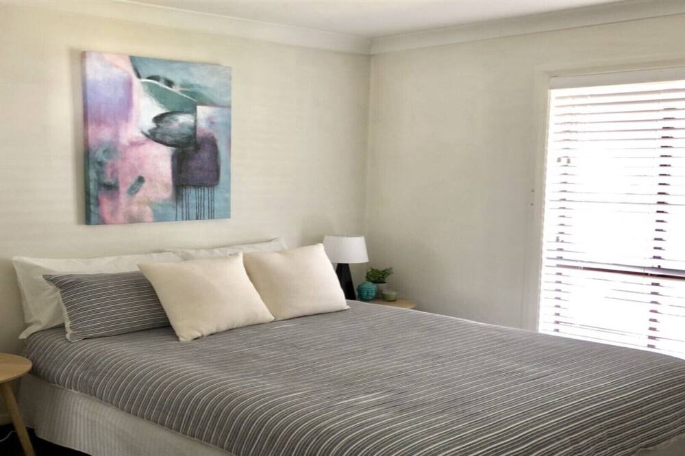 Photo of Bedroom in Macmasters Beach
