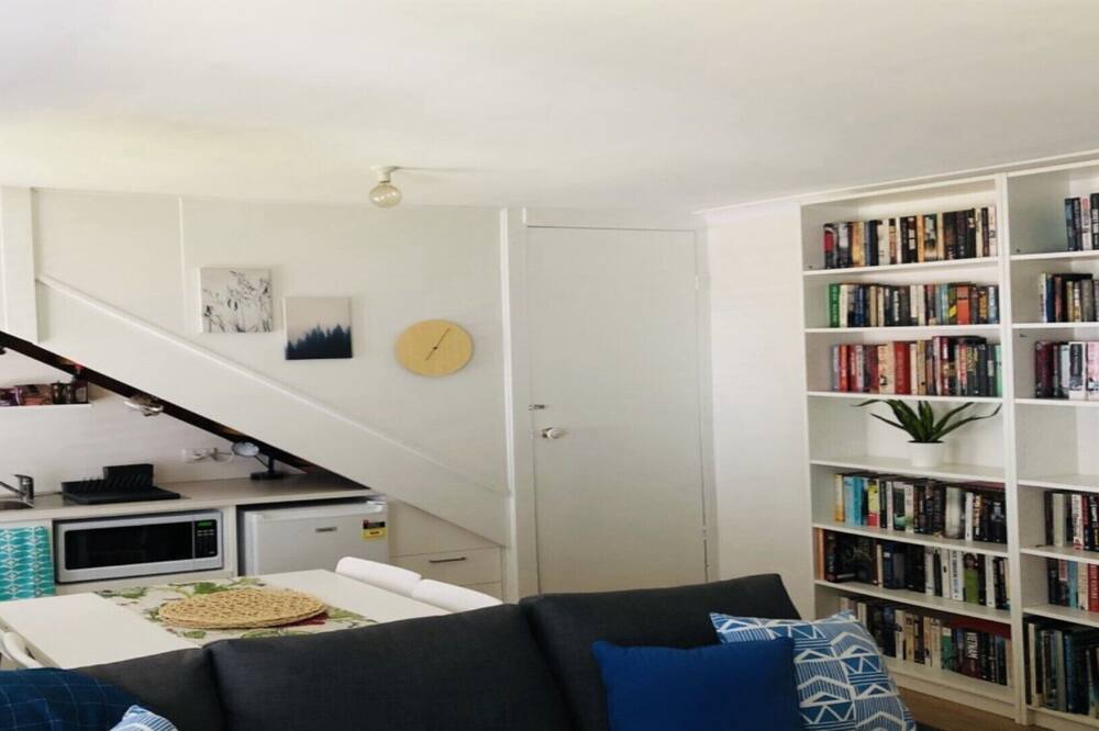 Photo of Livingroom in Macmasters Beach