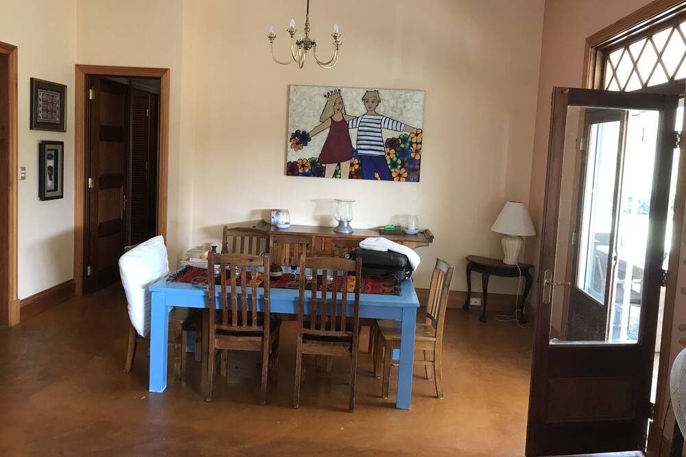 Photo of Livingroom in Booroobin
