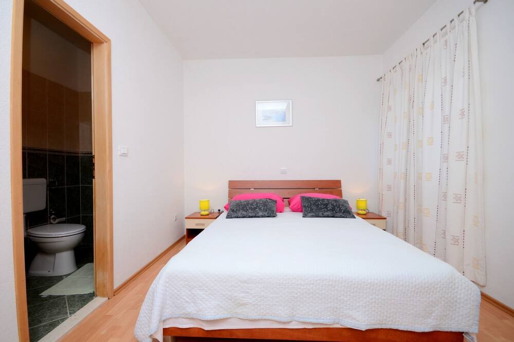 Photo of Bedroom in Umac