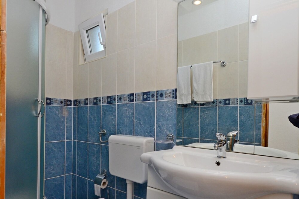 Photo of Bathroom in Umac
