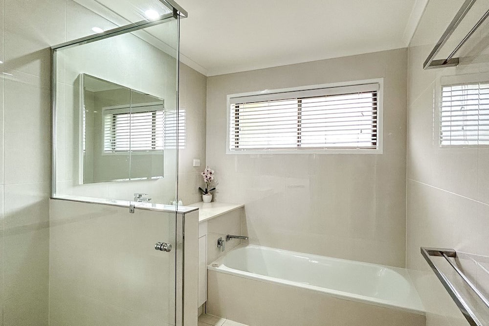 Photo of Bathroom in Traviston