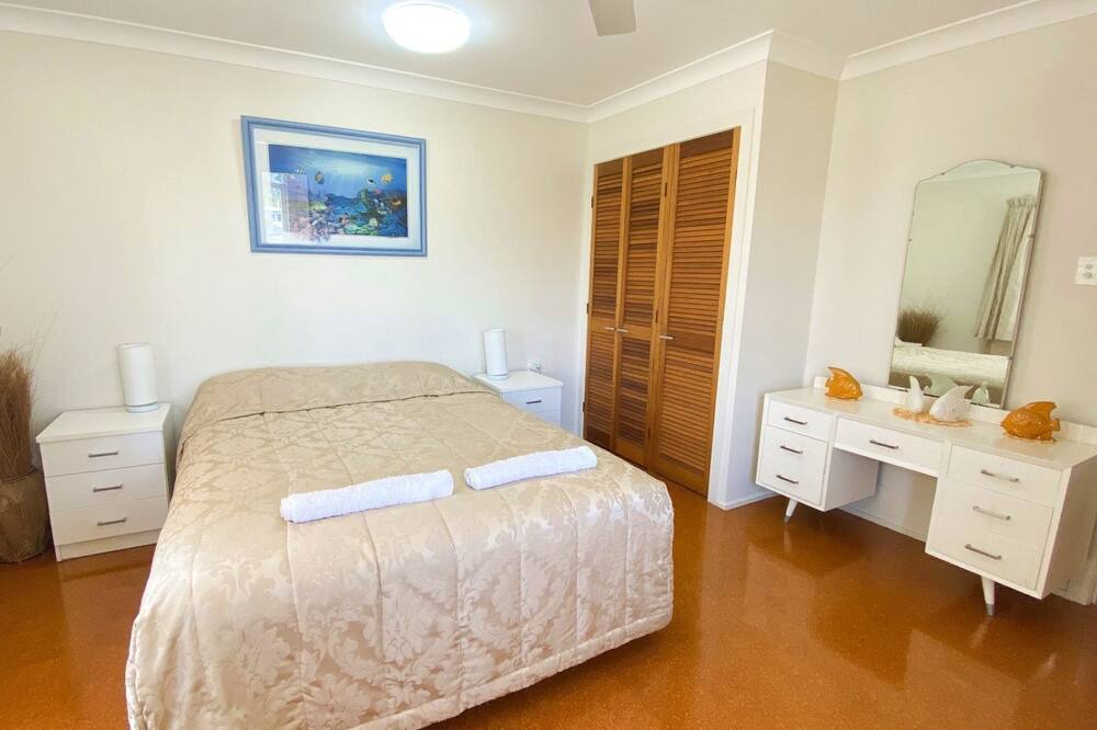 Photo of Bedroom in Traviston