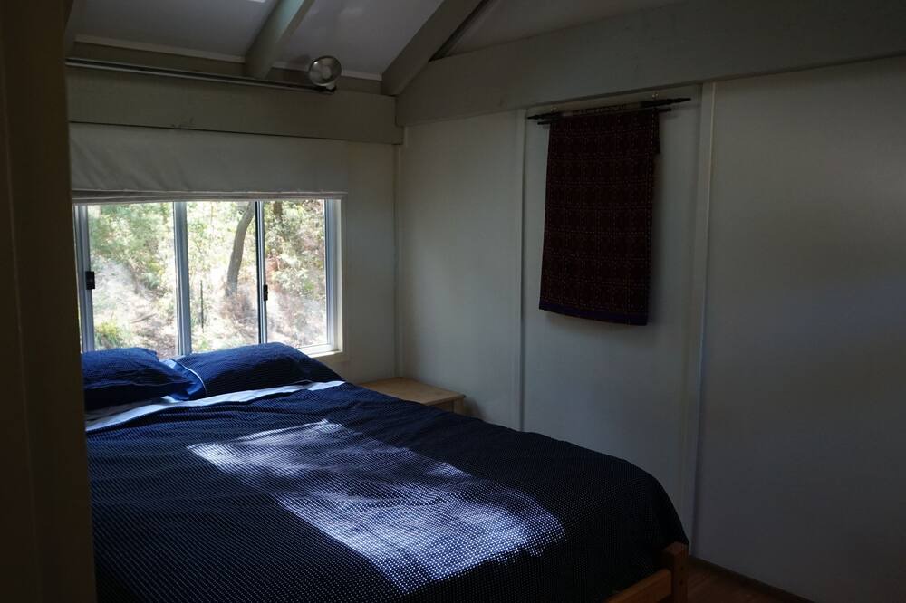 Photo of Bedroom in Dangar Island