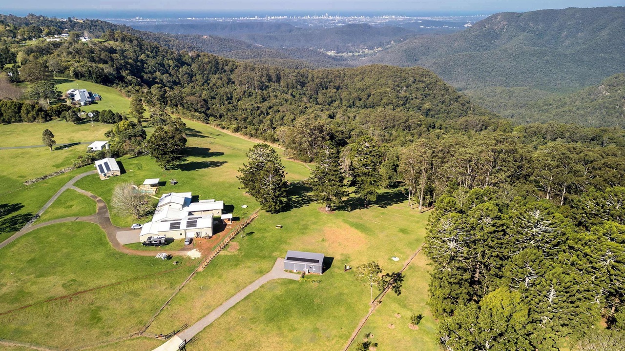 Photo of Others in Mount Tamborine
