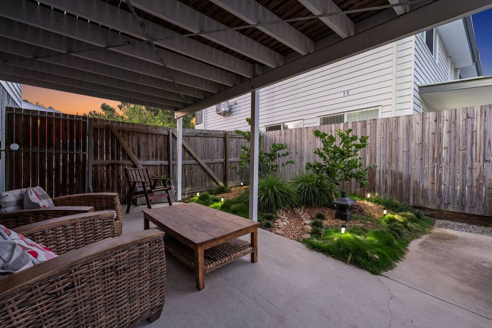 Photo of Outdoor in North Booval