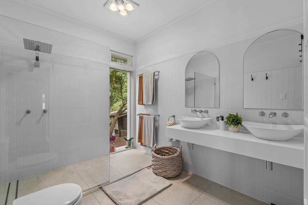 Photo of Bathroom in Ravensbourne