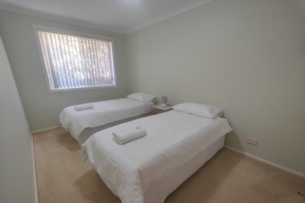 Photo of Bedroom in Berkeley Vale