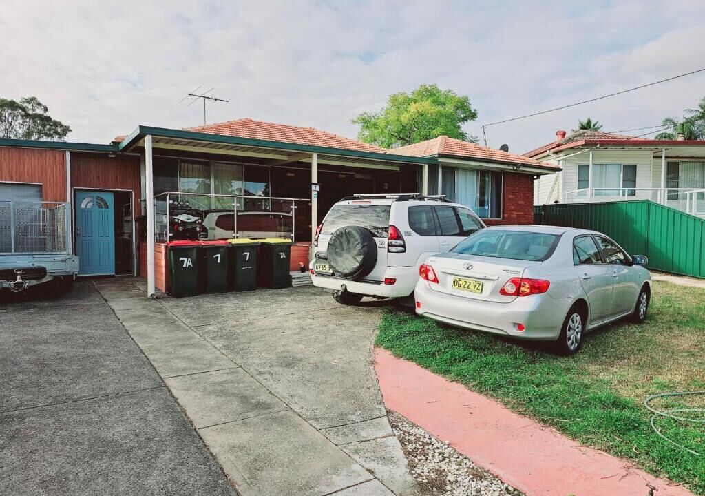 Photo of Bedroom in Doonside