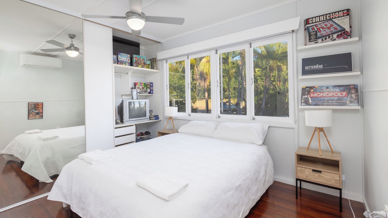 Photo of Bedroom in Belgian Gardens