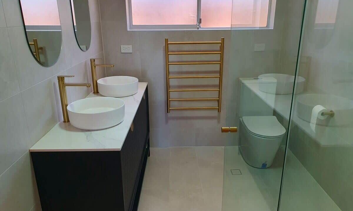 Photo of Bathroom in Sunshine