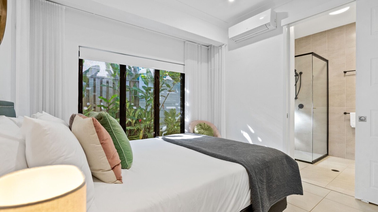 Photo of Bedroom in Palm Cove
