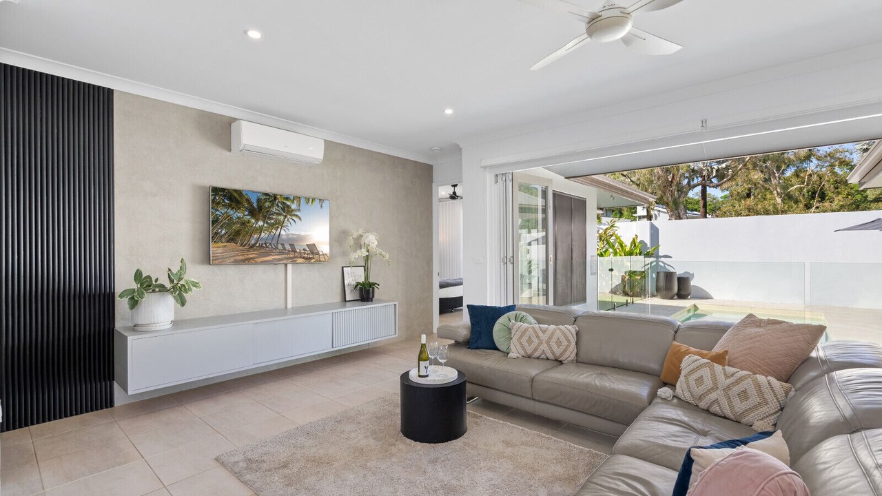 Photo of Livingroom in Palm Cove