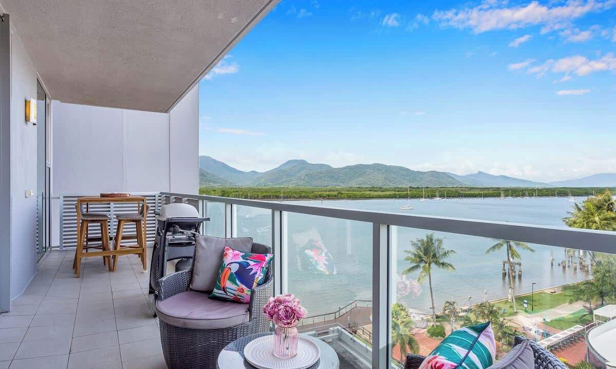 Photo of Patio Balcony in Cairns Central Business District