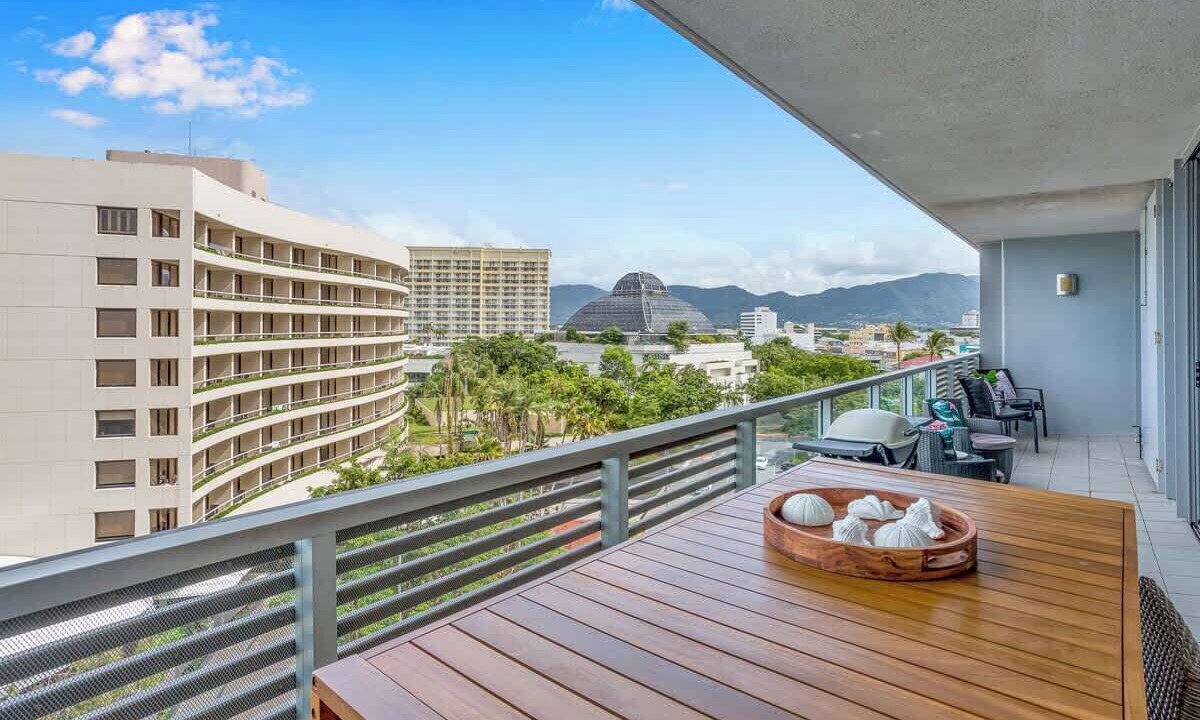 Photo of Patio Balcony in Cairns Central Business District