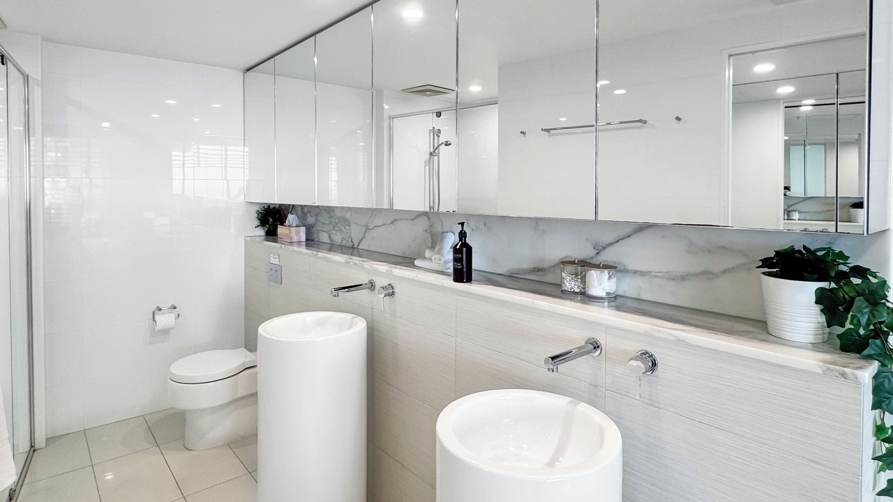 Photo of Bathroom in Broadbeach