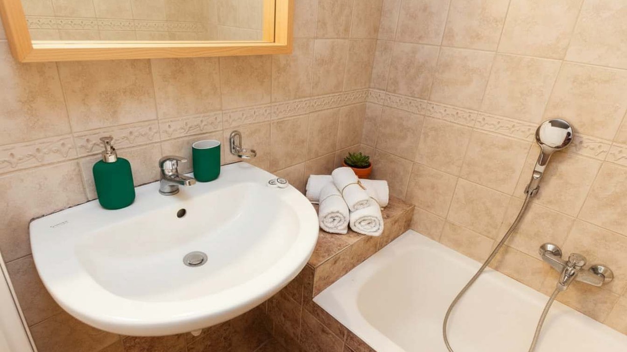 Photo of Bathroom in Pasalimani