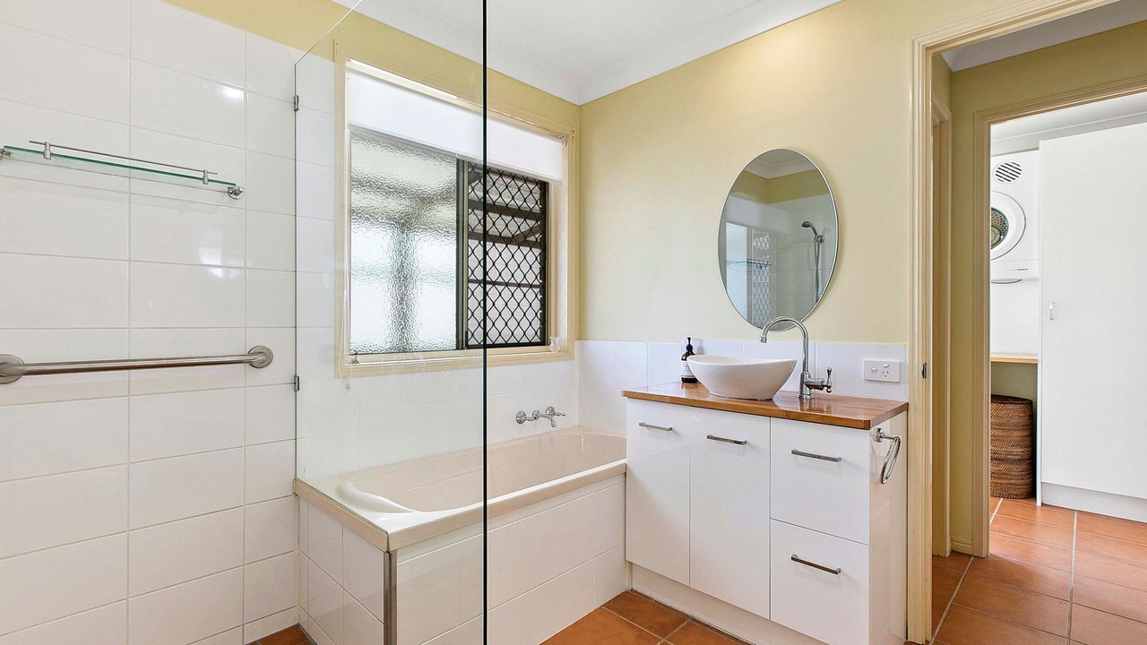 Photo of Bathroom in Traviston