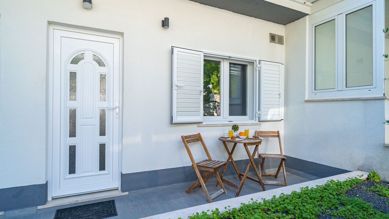 Photo of Outdoor in Molunat