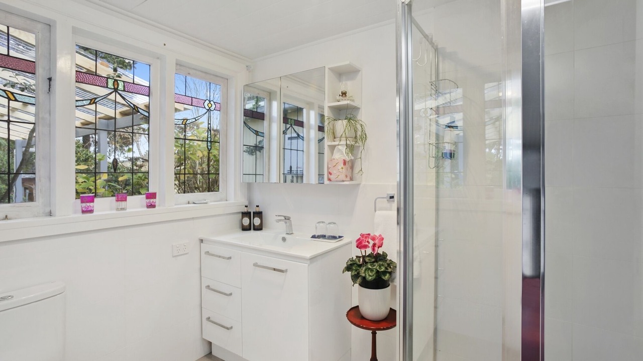 Photo of Bathroom in Leura
