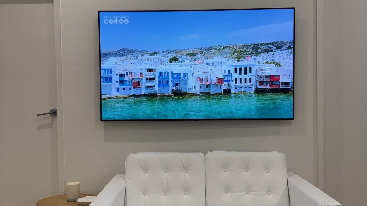 Photo of Livingroom in Forresters Beach