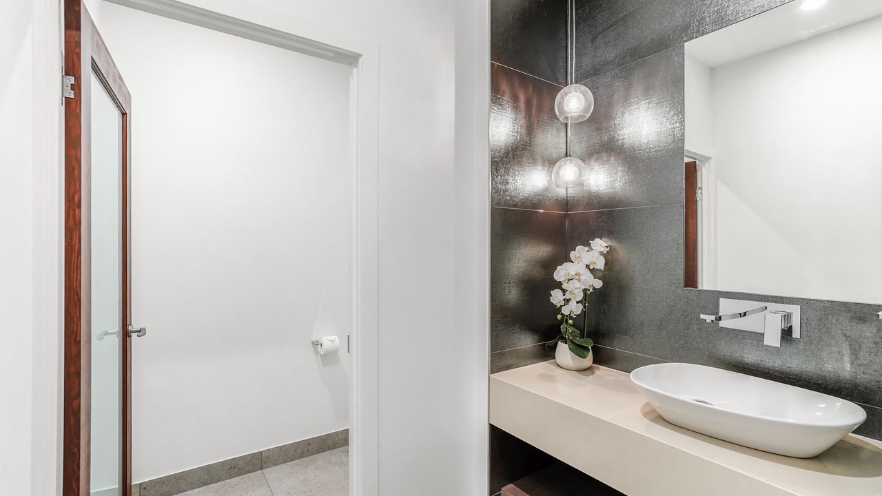 Photo of Bathroom in Palm Cove