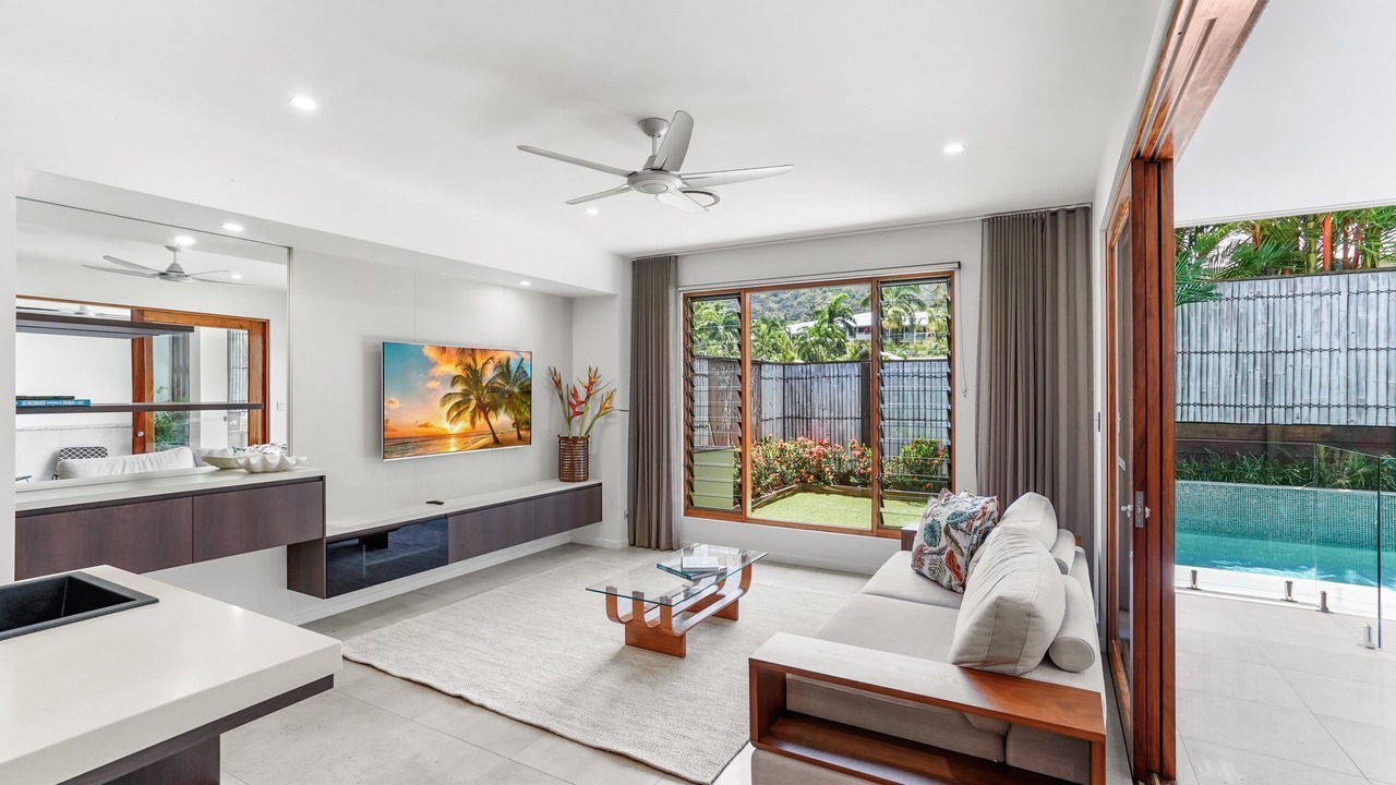 Photo of Livingroom in Palm Cove