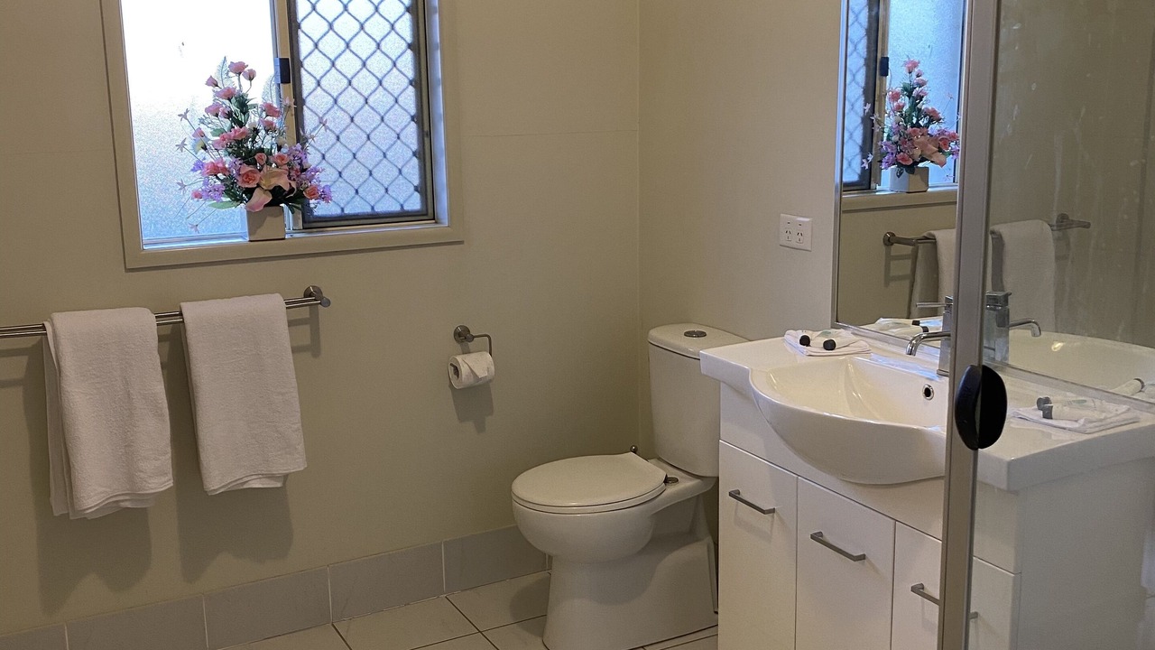 Photo of Bathroom in Maroon