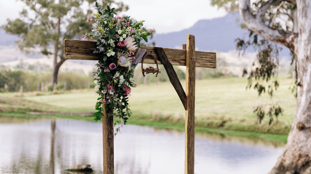 Photo of Outdoor in Maroon