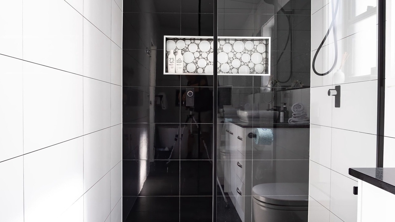 Photo of Bathroom in Warana