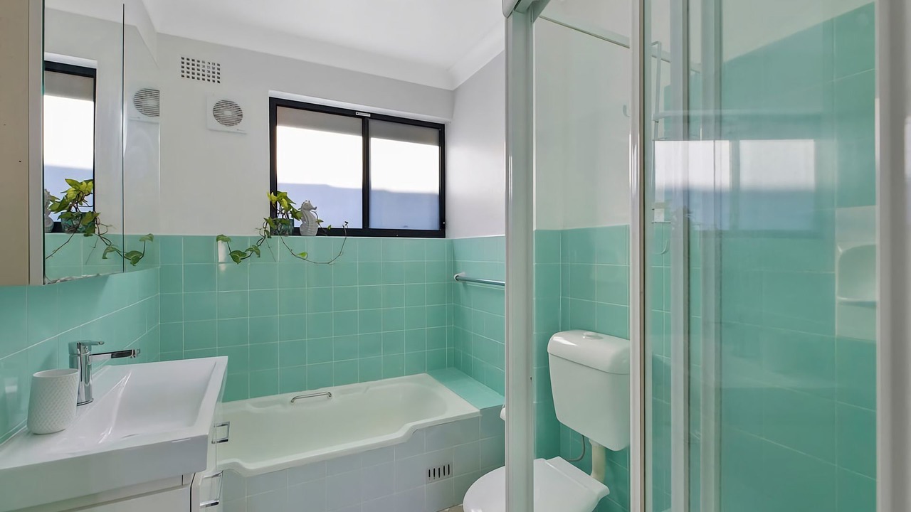 Photo of Bathroom in The Entrance