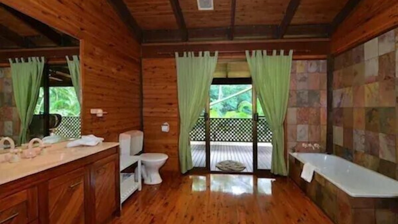 Photo of Bathroom in Cow Bay