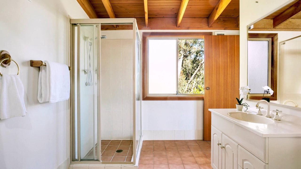 Photo of Bathroom in Katoomba