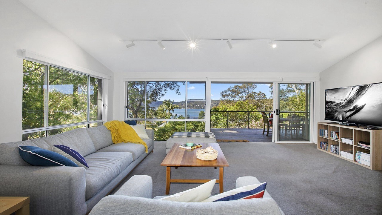 Photo of Livingroom in Pretty Beach Central Coast