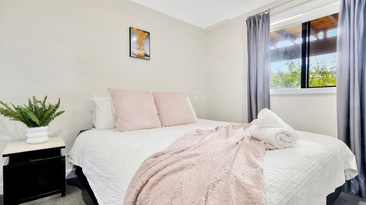 Photo of Bedroom in Point Clare
