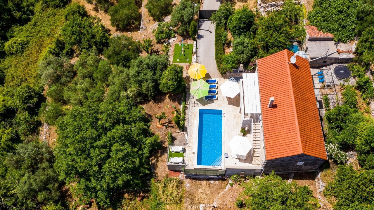 Photo of Outdoor in urinici